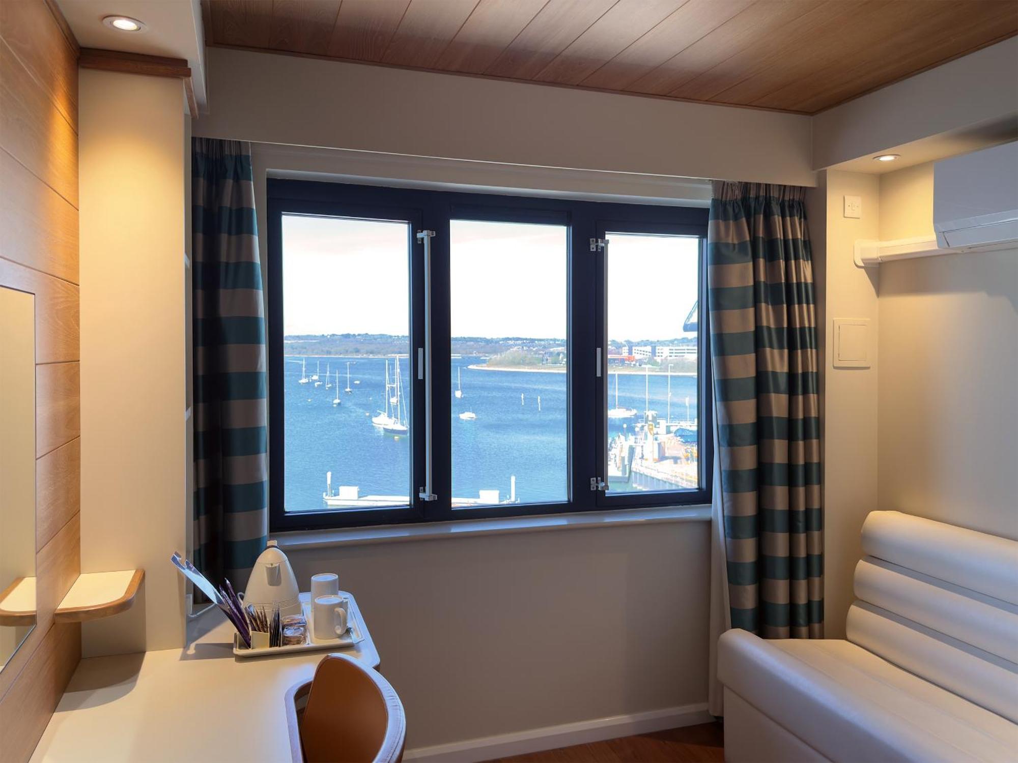 Rnli College Hotel Poole Eksteriør billede