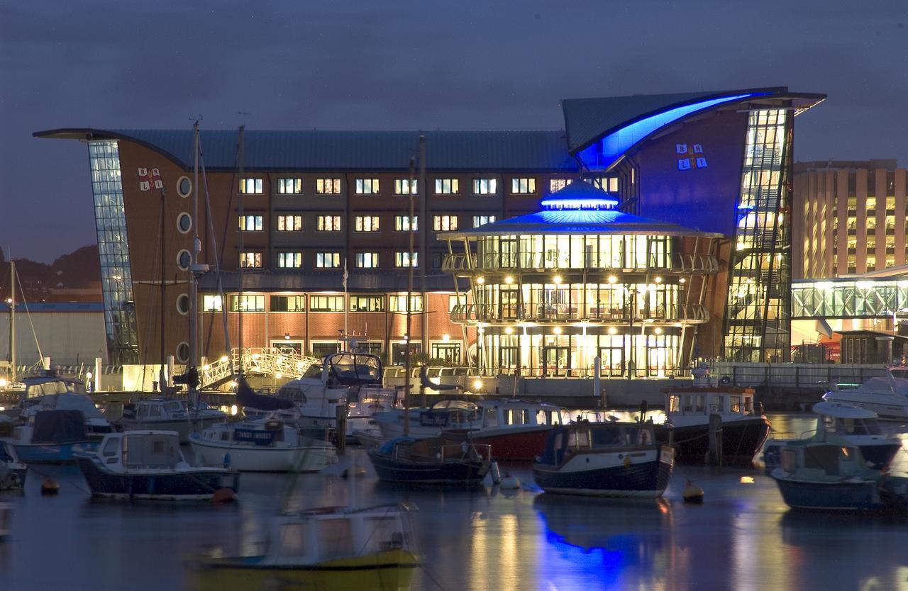 Rnli College Hotel Poole Eksteriør billede